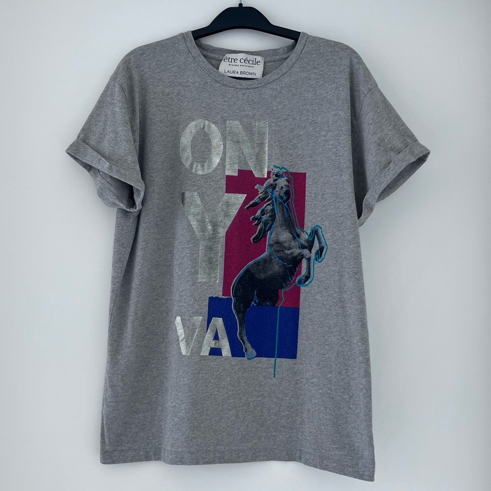 Être Cécile x Laura Brown | “On y Va" T-Shirt | 100% Cotton | Grey | Size Large